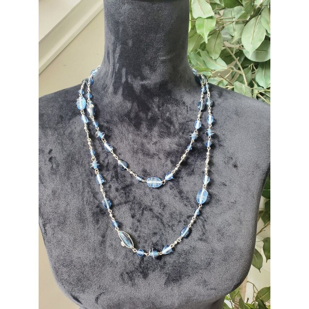 Women's Blue Oval Shape Beads Silver Chain Stylish Necklace